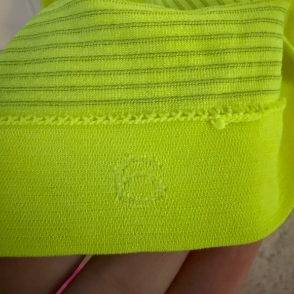 lululemon short sleeve swiftly *hip length - Picture 4 of 4